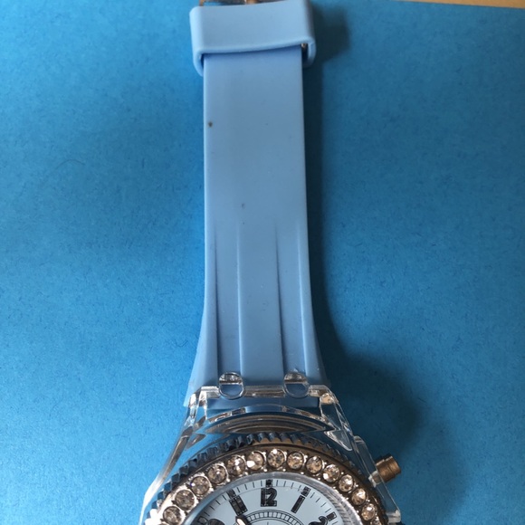 Blue Silicon Light Up Crystal Watch - Picture 2 of 3